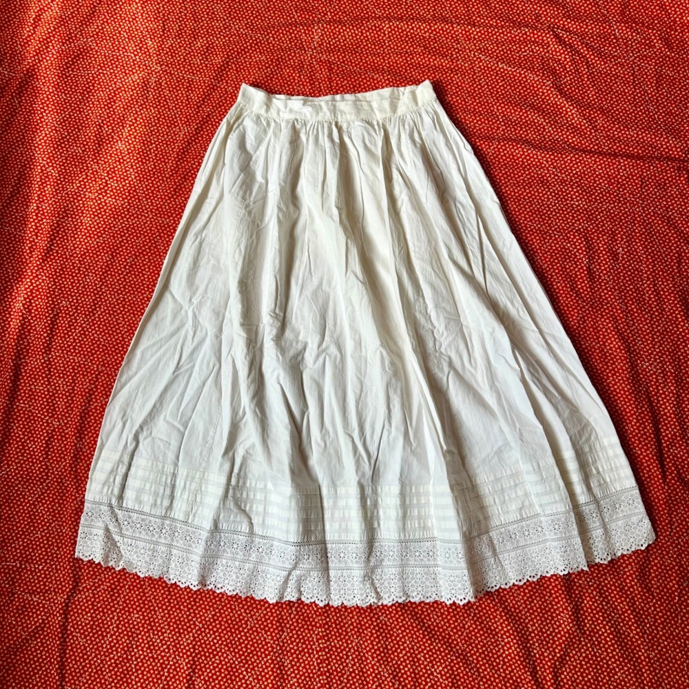 Antique 1800s 1900s Victorian Edwardian White Cotton Eyelet Lace Trim Maxi Skirt
